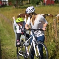 Fotelik rowerowy Hamax Kiss szaro-zielony + adapter na ramę + kask