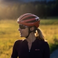 Kask rowerowy Abus Aventor pomarańczowy