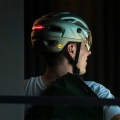 Lampka na kask MET Magnetic USB LED