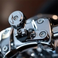 Uchwyt motocyklowy na kierownicę SP Connect SPC+ Bar Clamp Moto Mount Pro chrom
