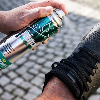 Preparat do konserwacji odzieży Motorex Protex Spray