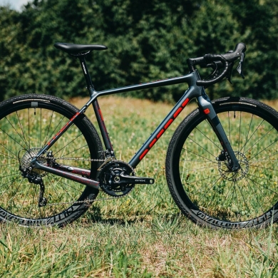 Rower gravel Accent Freak Carbon GRX grafitowy