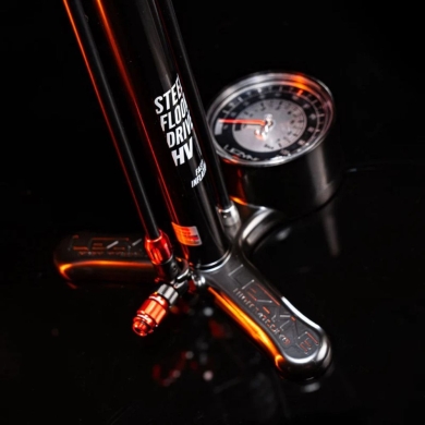 Pompka podłogowa Lezyne Steel HV Floor Drive 3.5 szara