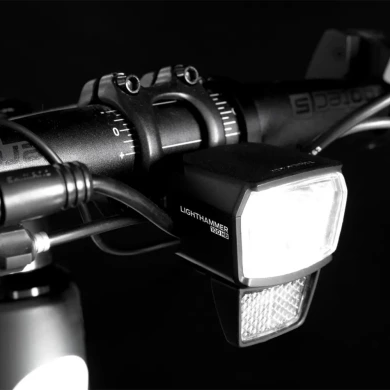 Lampka przednia Trelock LS 890-HB Lighthammer E-bike