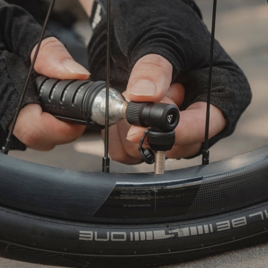 Pompka na naboje CO2 Topeak Airbooster Nano L