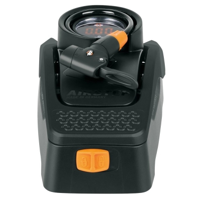 Pompka nożna z manometrem SKS Airstep Digi