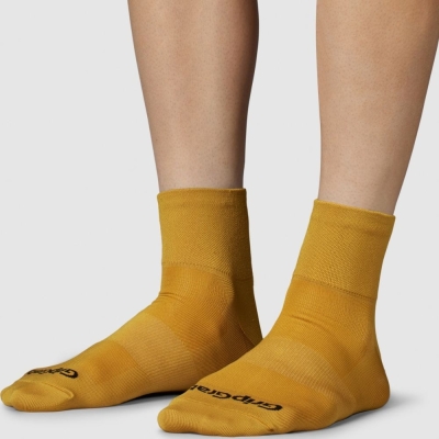 Skarpetki GripGrab Lightweight SL Short Cut Summer musztardowe