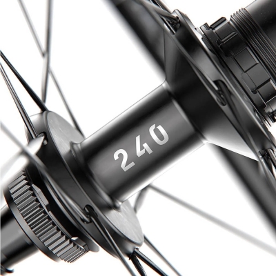 Koło przednie DT Swiss GRC 1400 Dicut DB 28