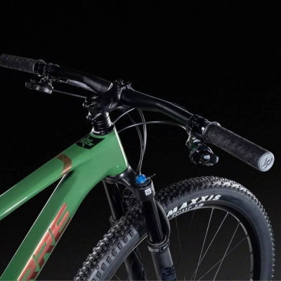 Rower MTB Lapierre Prorace CF 7.9 fire green