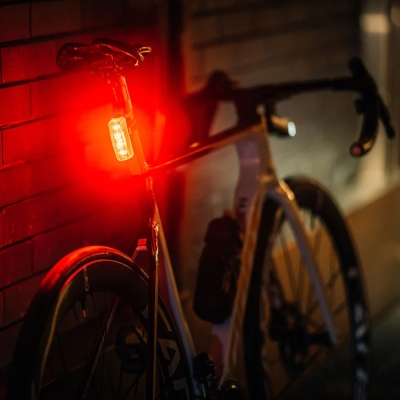 Lampka tylna Ravemen TR350