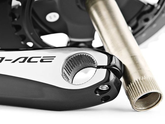 Mechanizm korbowy Shimano Dura-Ace FC-9000 srebrny