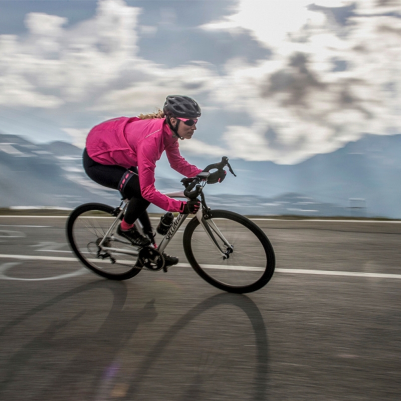 Kurtka rowerowa damska Rogelli Tellico różowa