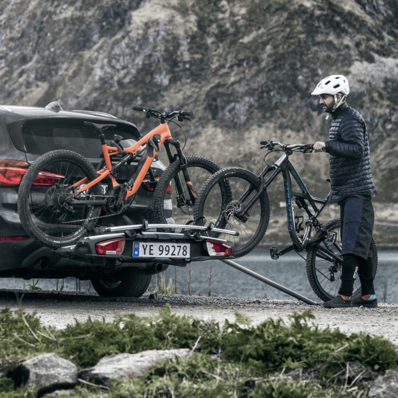 Bagażnik na hak Thule VeloSpace XT2 938 srebrny