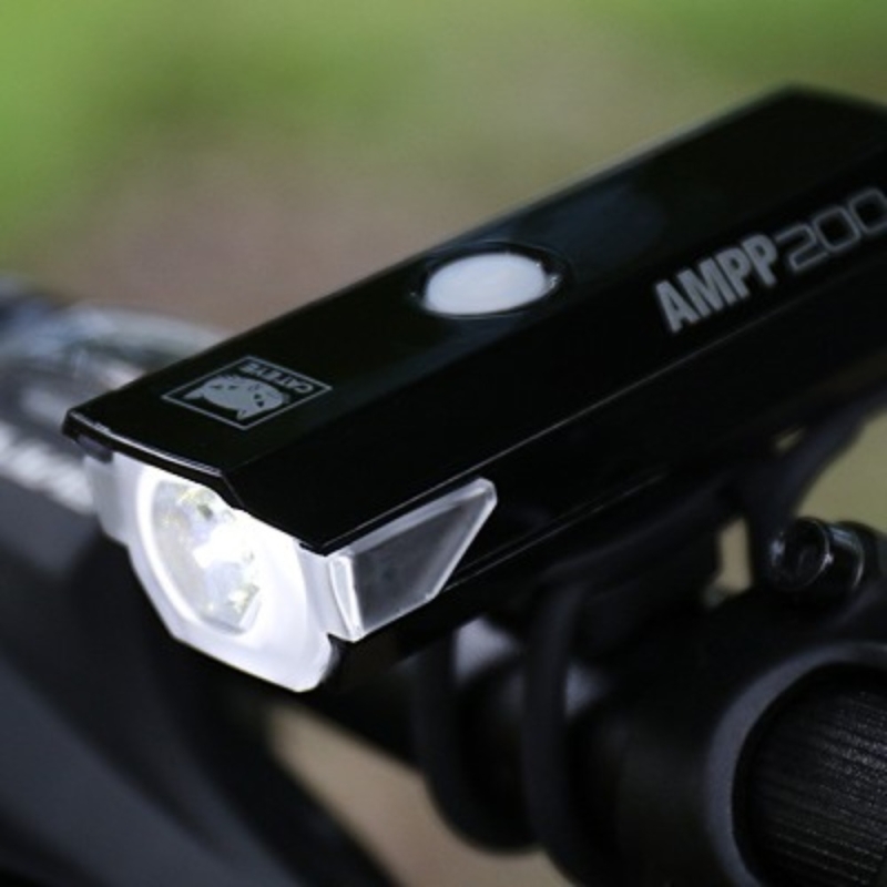 Lampka przednia Cateye AMPP200