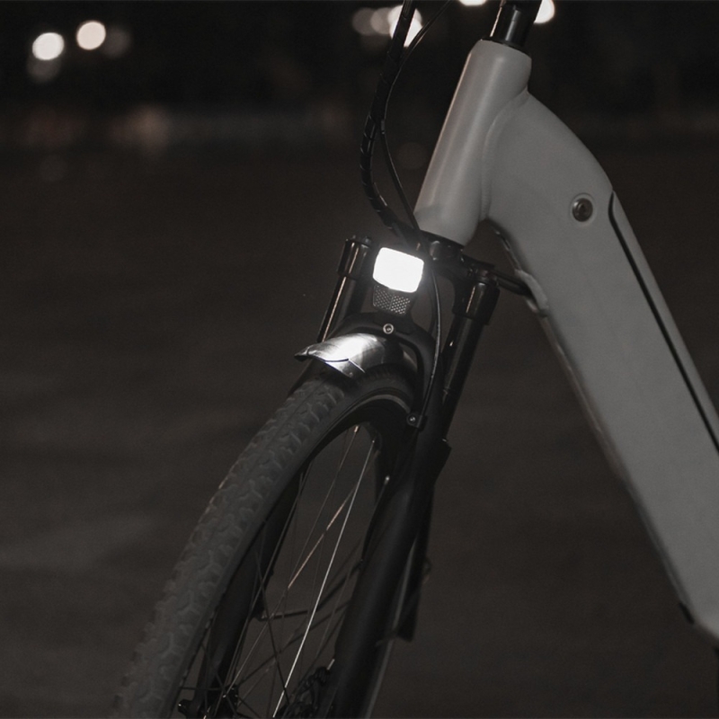 Lampka przednia AXA Nxt 30 E-bike