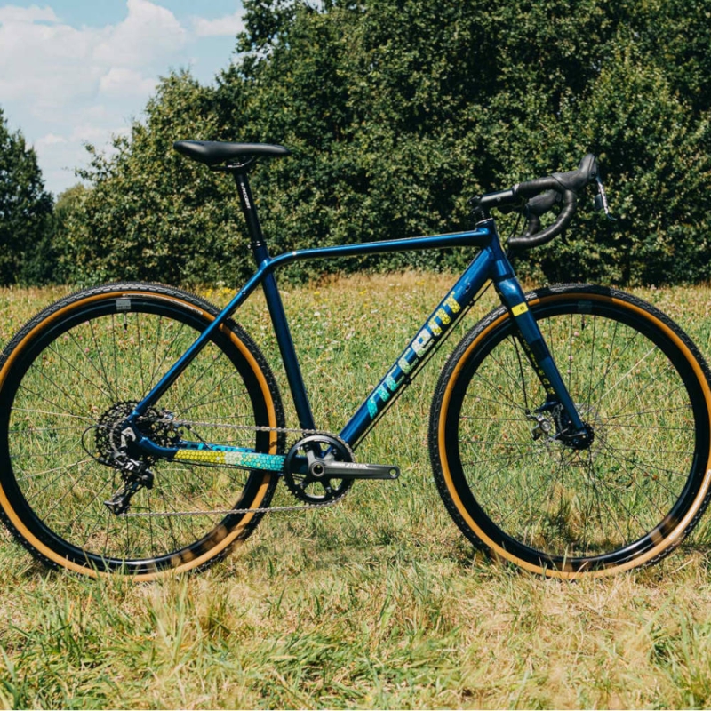 Rower gravel Accent Furious Blue Pave