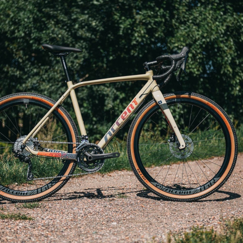 Rower gravel Accent Furious Pro Desert Pave