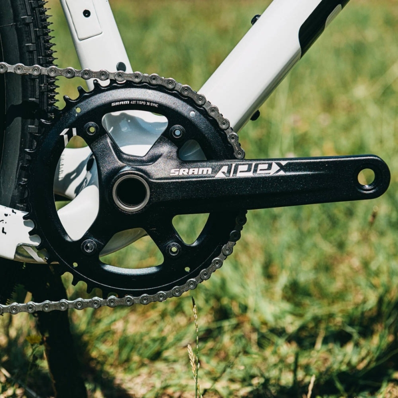 Rower gravel Accent Freak Carbon Apex biały