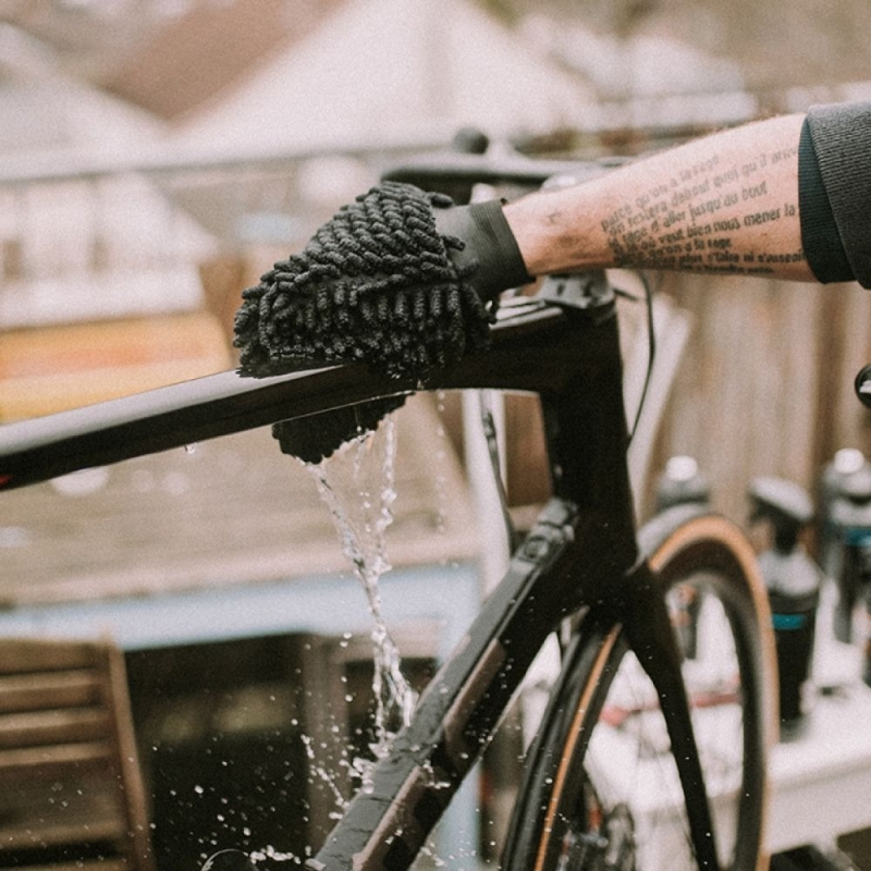 Rękawica do czyszczenia z mikrofibry Dynamic Bike Care