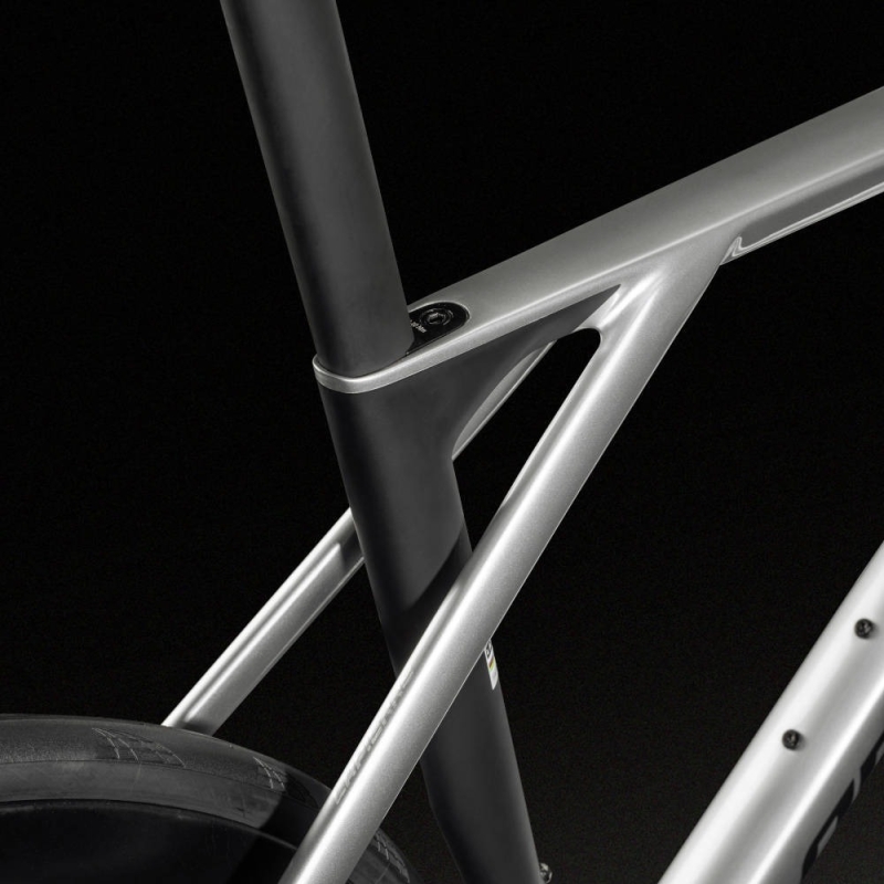 Rower szosowy Lapierre Xelius DRS 8.0 AXS chrome