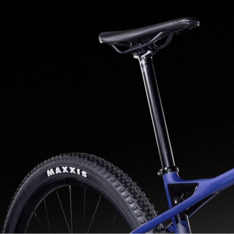 Rower MTB Lapierre Prorace CF 8.9 dark blue