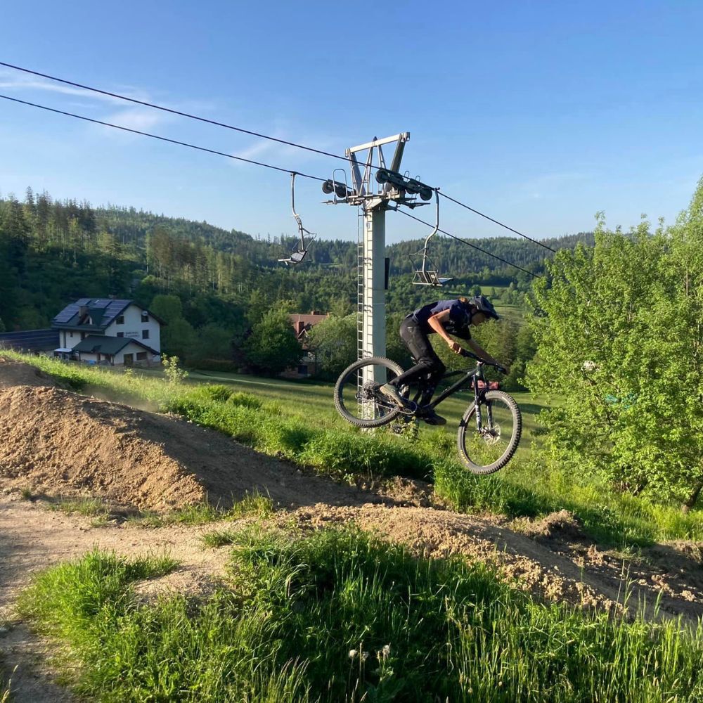 Trasa i wyciąg w Bike Parku Stożek