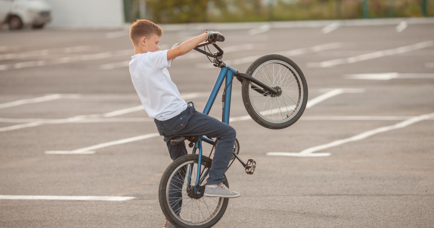 Młodzieżowy rower BMX