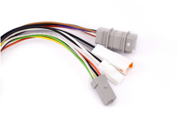 Wiązka przewodów w chipie SpeedBox 3.0 Yamaha